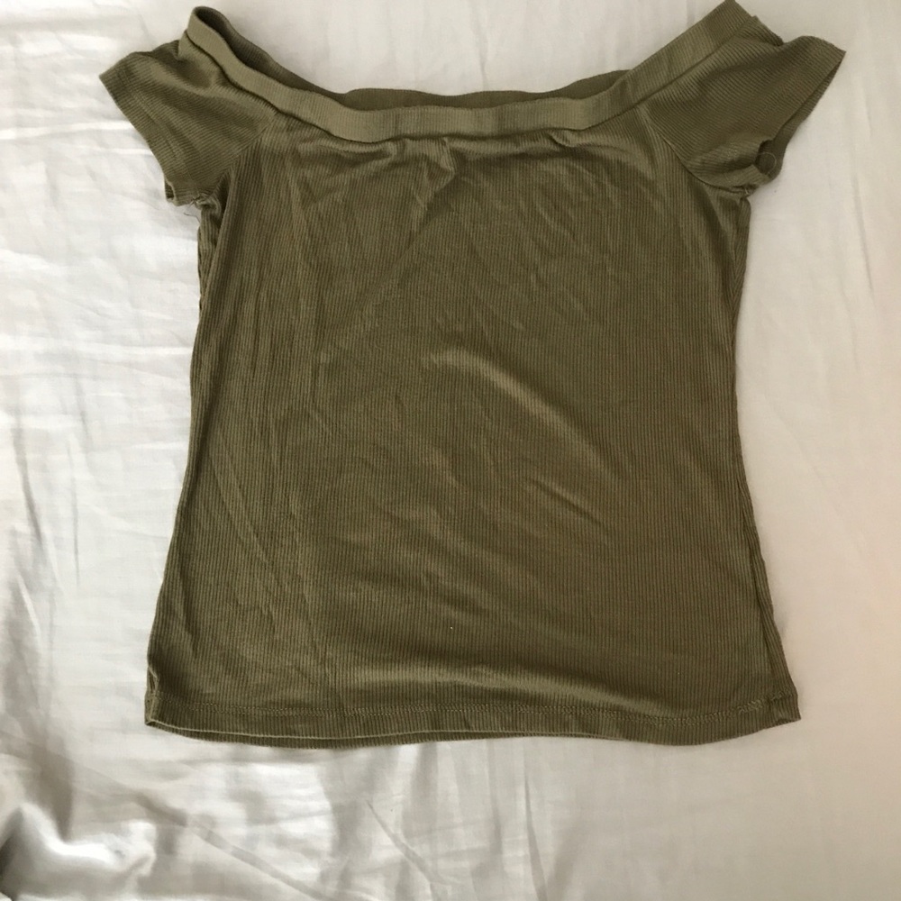 Off the shoulders top